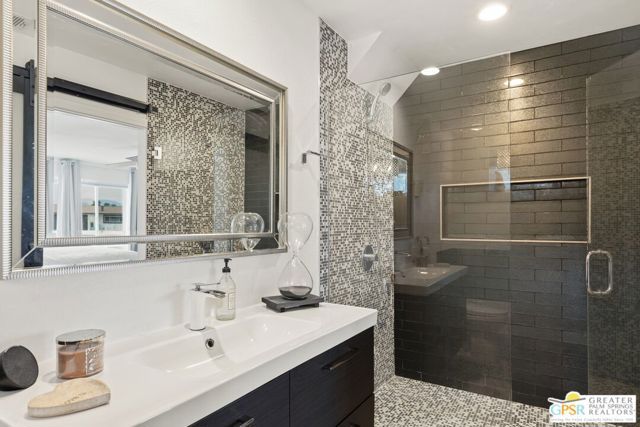 3670 E Vivian Circle, Palm Springs, CA 92262