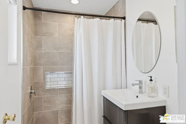 3670 E Vivian Circle, Palm Springs, CA 92262