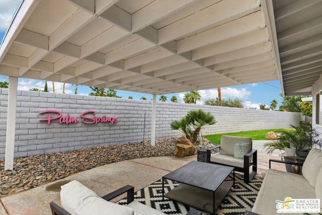 3670 E Vivian Circle, Palm Springs, CA 92262