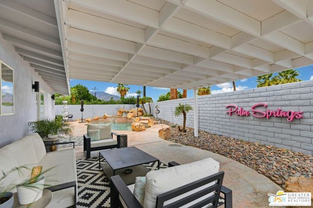 3670 E Vivian Circle, Palm Springs, CA 92262