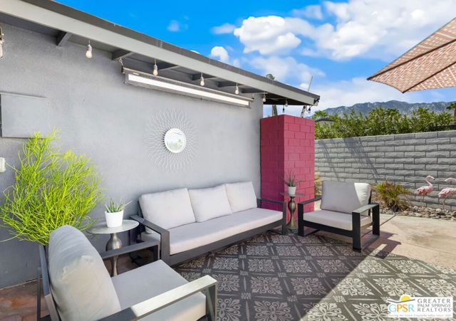 3670 E Vivian Circle, Palm Springs, CA 92262