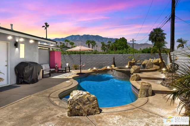 3670 E Vivian Circle, Palm Springs, CA 92262