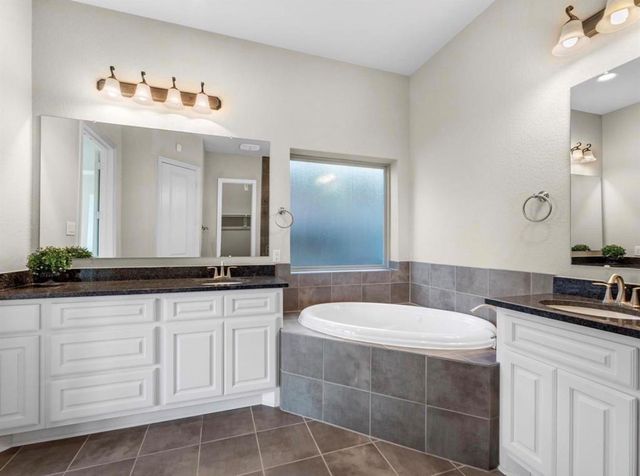 2024 Arrowood Glen Drive, Houston, TX 77077