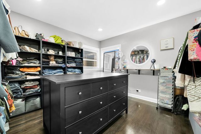 6449 S Kenneth Avenue, Chicago, IL 60629