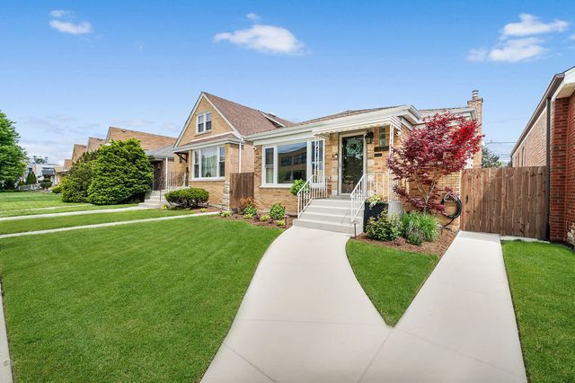 6449 S Kenneth Avenue, Chicago, IL 60629