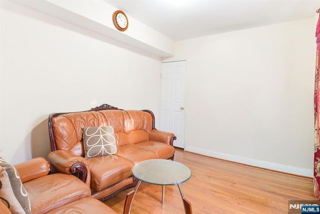 51 Lyons Avenue, Newark, NJ 07112