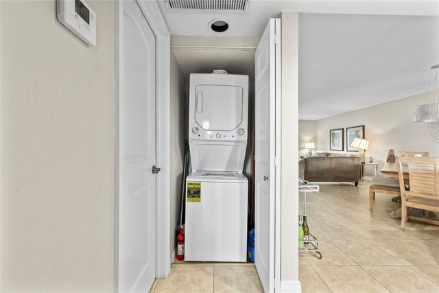 800 SW 125th Way 405-O, Pembroke Pines, FL 33027