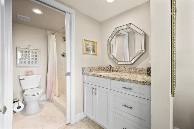 800 SW 125th Way 405-O, Pembroke Pines, FL 33027