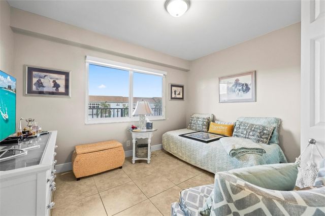 800 SW 125th Way 405-O, Pembroke Pines, FL 33027