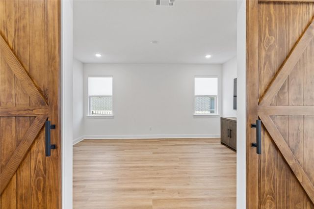 433 Running Bird RD, Austin, TX 78737