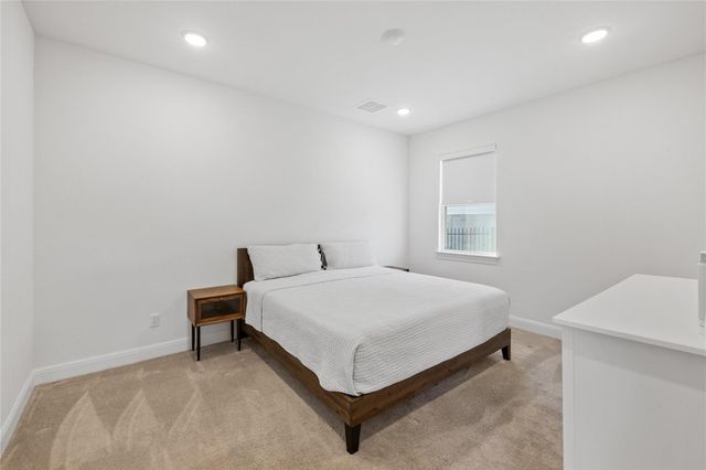 433 Running Bird RD, Austin, TX 78737