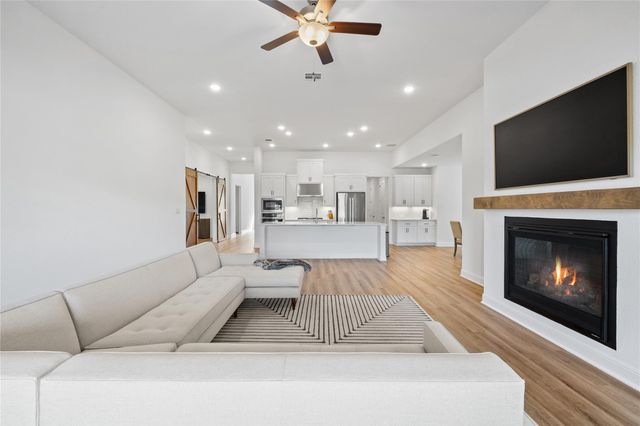 433 Running Bird RD, Austin, TX 78737