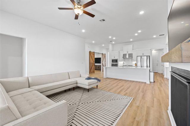 433 Running Bird RD, Austin, TX 78737