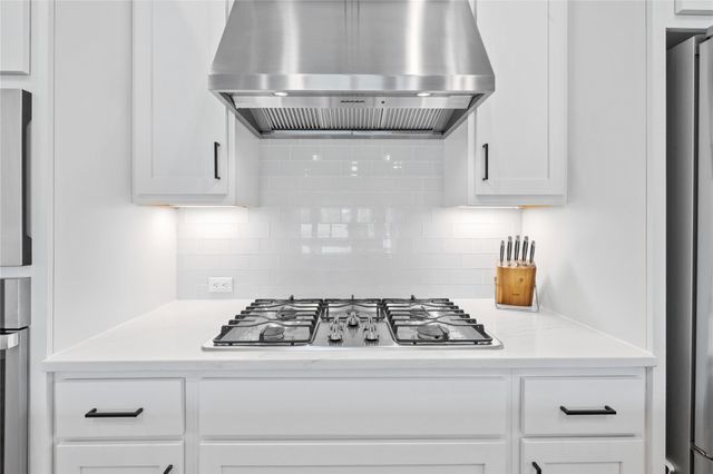 433 Running Bird RD, Austin, TX 78737