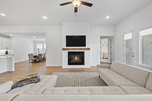 433 Running Bird RD, Austin, TX 78737