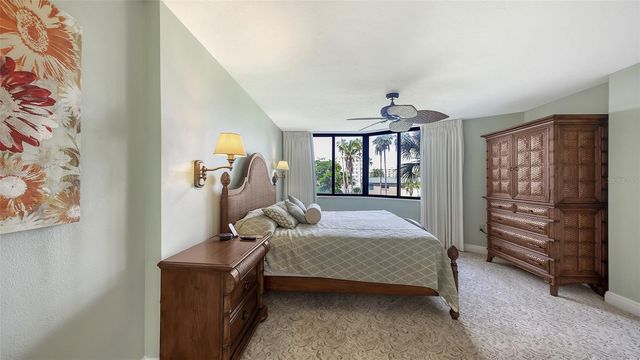 5880 MIDNIGHT PASS ROAD 307, Sarasota, FL 34242