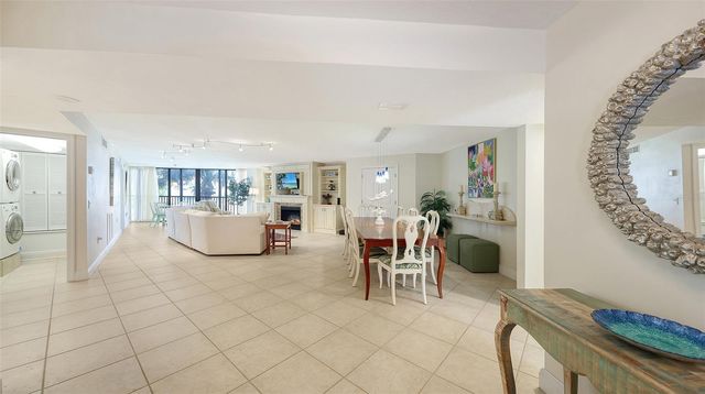 5880 MIDNIGHT PASS ROAD 307, Sarasota, FL 34242