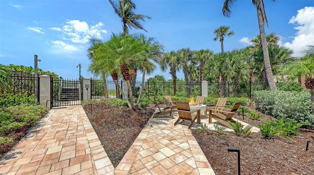 5880 MIDNIGHT PASS ROAD 307, Sarasota, FL 34242