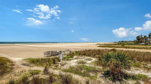 5880 MIDNIGHT PASS ROAD 307, Sarasota, FL 34242
