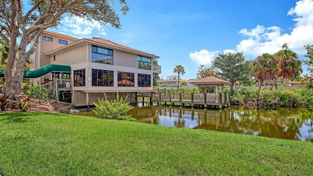 5880 MIDNIGHT PASS ROAD 307, Sarasota, FL 34242
