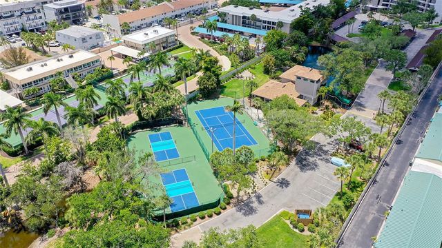 5880 MIDNIGHT PASS ROAD 307, Sarasota, FL 34242