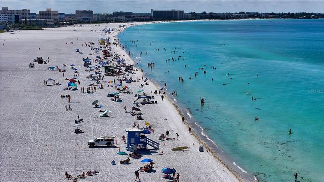5880 MIDNIGHT PASS ROAD 307, Sarasota, FL 34242