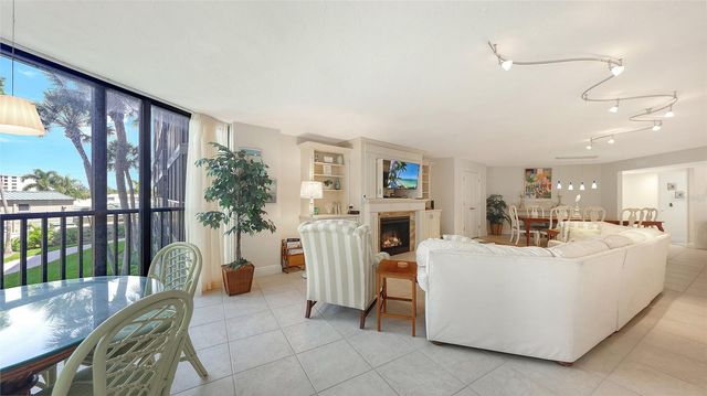 5880 MIDNIGHT PASS ROAD 307, Sarasota, FL 34242