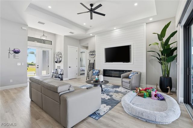 3911 NW 40TH TER, Cape Coral, FL 33993