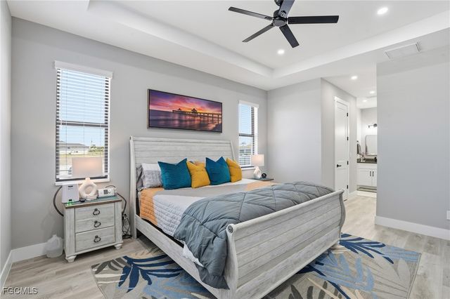 3911 NW 40TH TER, Cape Coral, FL 33993