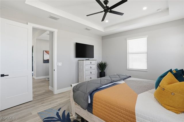 3911 NW 40TH TER, Cape Coral, FL 33993