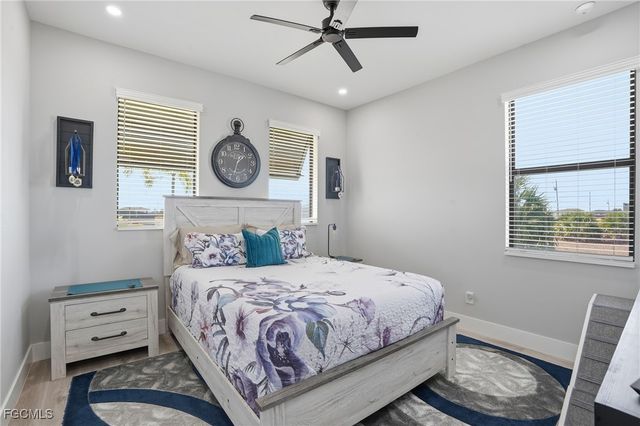 3911 NW 40TH TER, Cape Coral, FL 33993