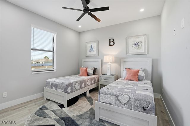 3911 NW 40TH TER, Cape Coral, FL 33993