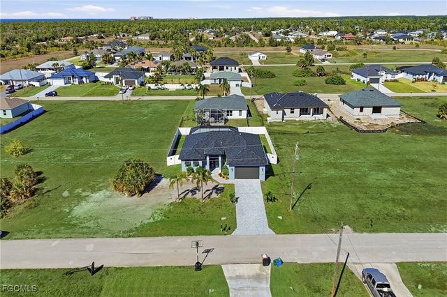 3911 NW 40TH TER, Cape Coral, FL 33993