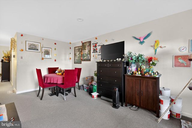 7400 LAKEVIEW DR #N203, Bethesda, MD 20817