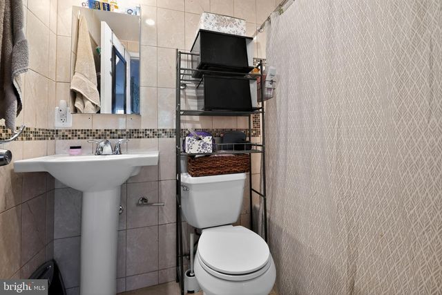 7400 LAKEVIEW DR #N203, Bethesda, MD 20817