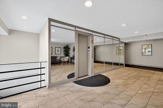 7400 LAKEVIEW DR #N203, Bethesda, MD 20817