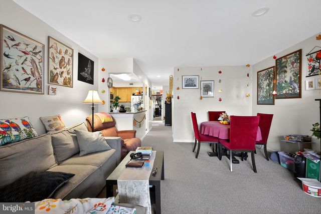 7400 LAKEVIEW DR #N203, Bethesda, MD 20817