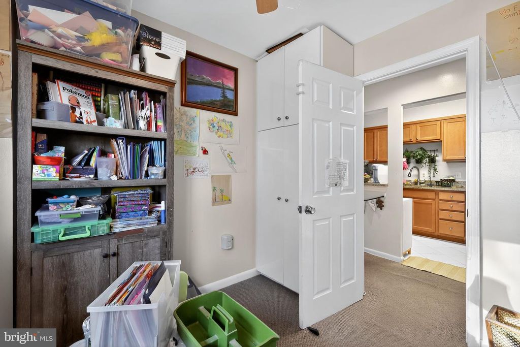 Image 26 of property listing at 7400 LAKEVIEW DR #N203, Bethesda, MD 20817