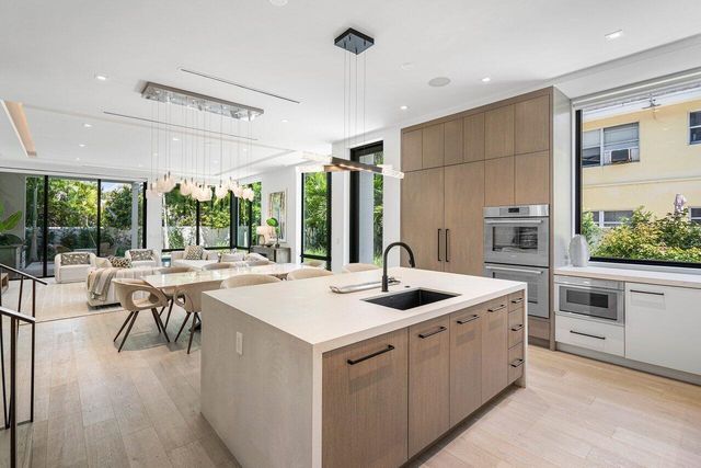 514 NE 7th Avenue, Delray Beach, FL 33483