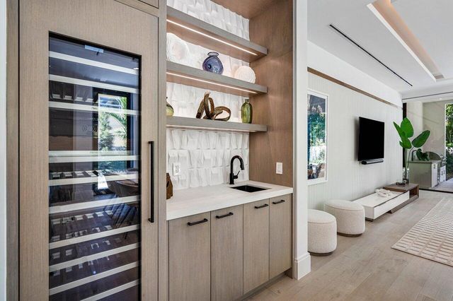 514 NE 7th Avenue, Delray Beach, FL 33483