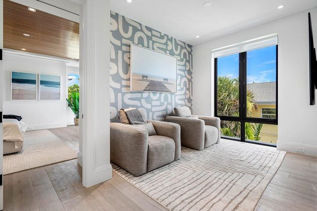 514 NE 7th Avenue, Delray Beach, FL 33483