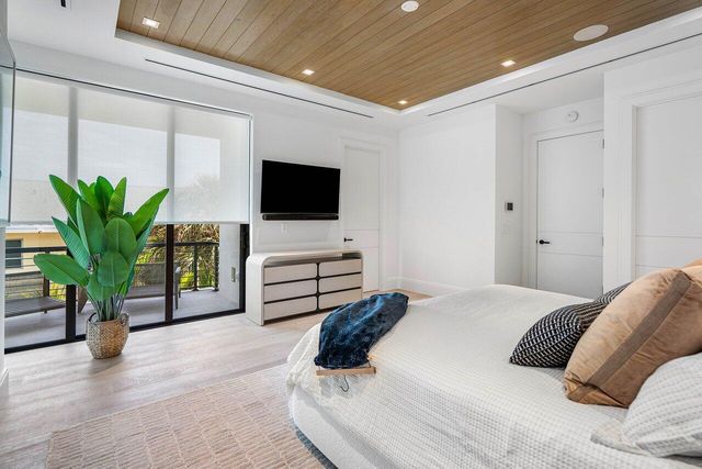 514 NE 7th Avenue, Delray Beach, FL 33483