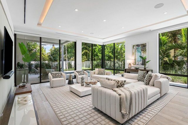 514 NE 7th Avenue, Delray Beach, FL 33483