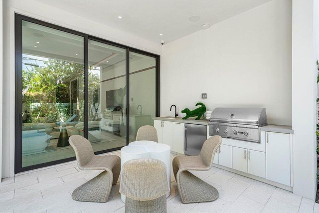 514 NE 7th Avenue, Delray Beach, FL 33483