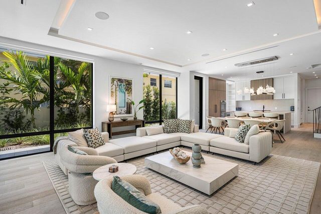 514 NE 7th Avenue, Delray Beach, FL 33483