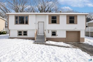 70 Coleman Street, West Haven, CT 06516