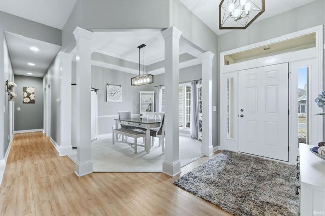 7228 Evansbrook Drive, Fort Wayne, IN 46835