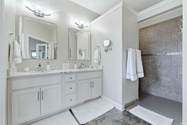 7228 Evansbrook Drive, Fort Wayne, IN 46835