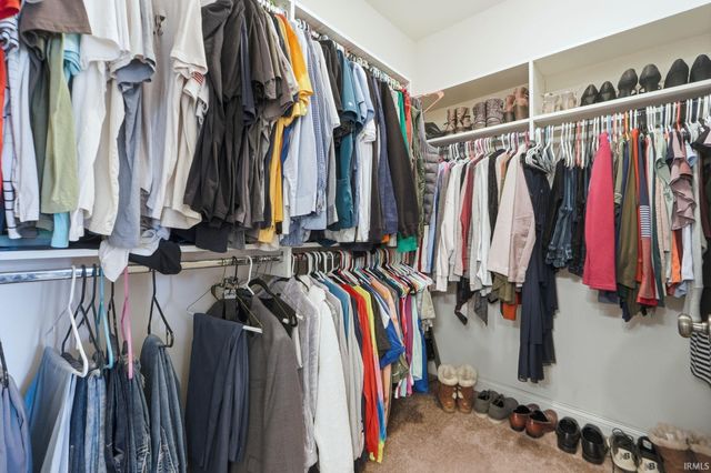 7228 Evansbrook Drive, Fort Wayne, IN 46835