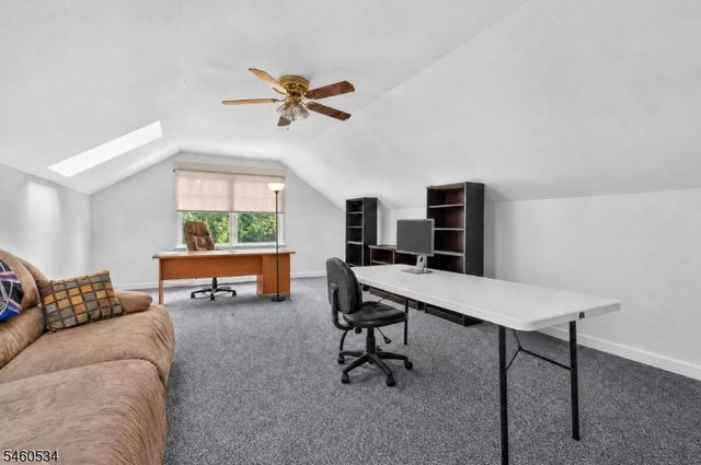 6 Pinewood Rd, Holland Twp., NJ 08848